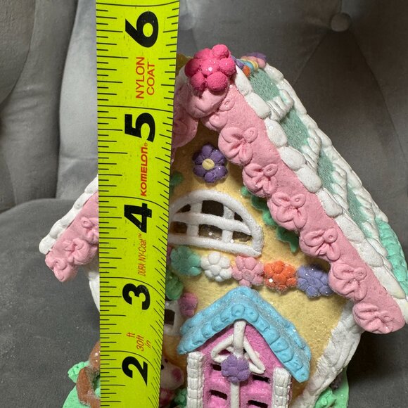 Cupcakes and Cashmere Easter Pastel Gingerbread Bunny Light Up House Decor NWT - Picture 8 of 8